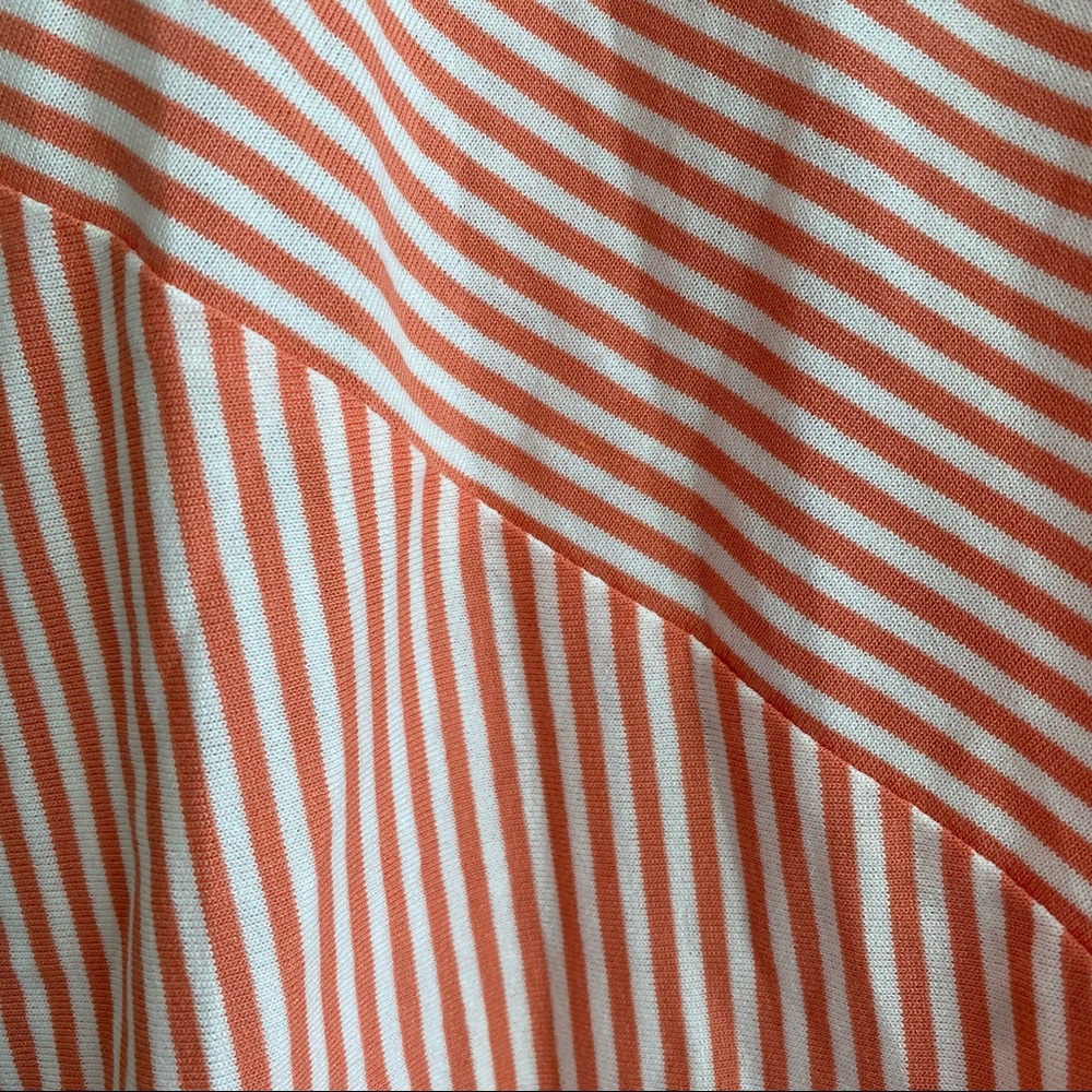 NWT Chicos Exciting Stripe Sharkbite Tee - Picture 6 of 7